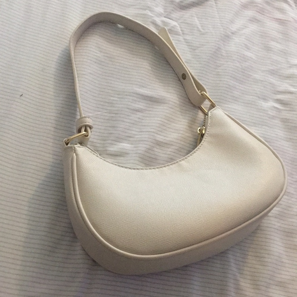 a white bag